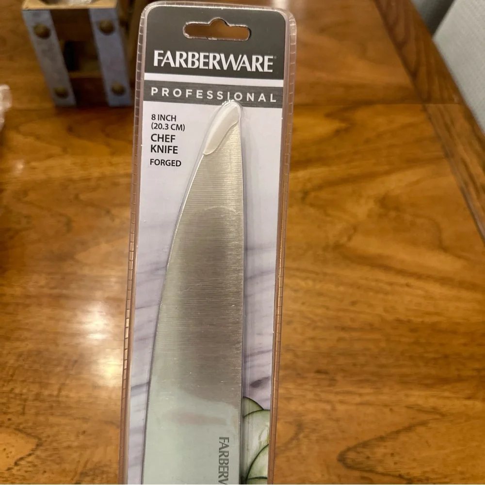 New with tags Farberware chef knife 8 inch blade